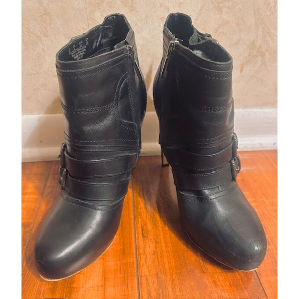 Sam Edelman Kenley black leather Ankle multiple w/buckled straps Booties Sz 8M
